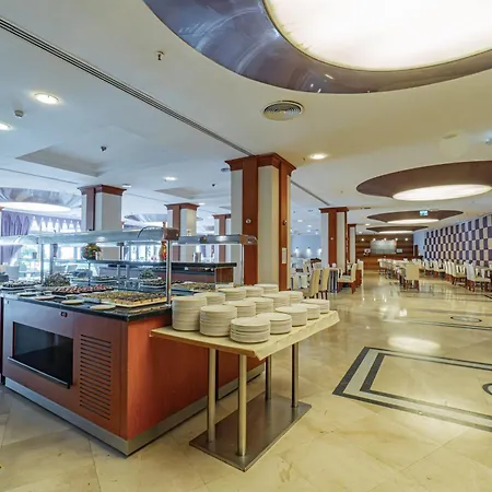 Otel Pineta Park Deluxe 5*