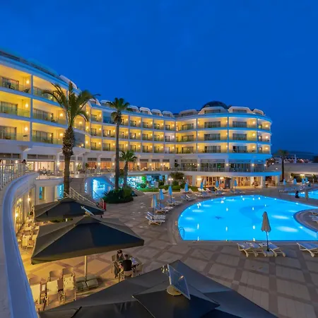 Pineta Park Deluxe Otel 5*
