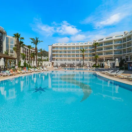 Pineta Park Deluxe מלון מרמריס