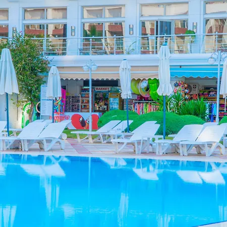 Otel Pineta Park Deluxe