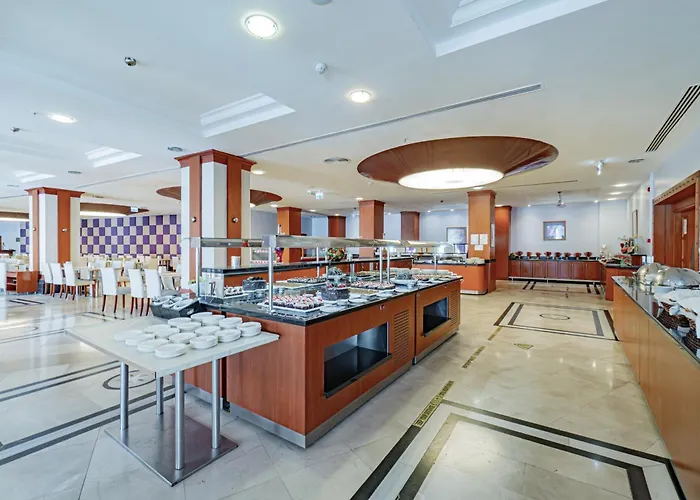Pineta Park Deluxe מלון מרמריס
