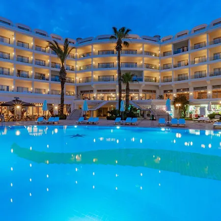 Pineta Park Deluxe 5*