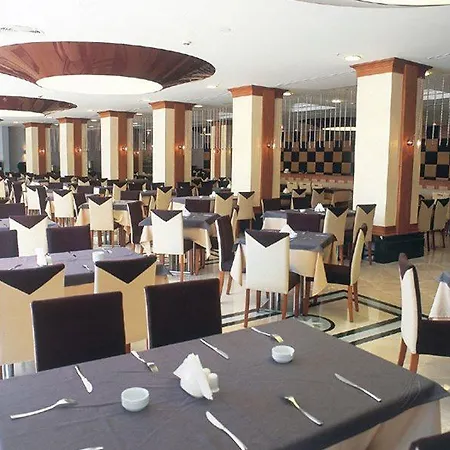 Ξενοδοχείο Pineta Park Deluxe Μαρμαρίς