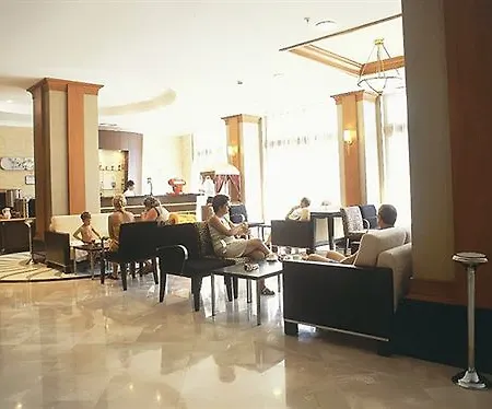Pineta Park Deluxe מלון מרמריס