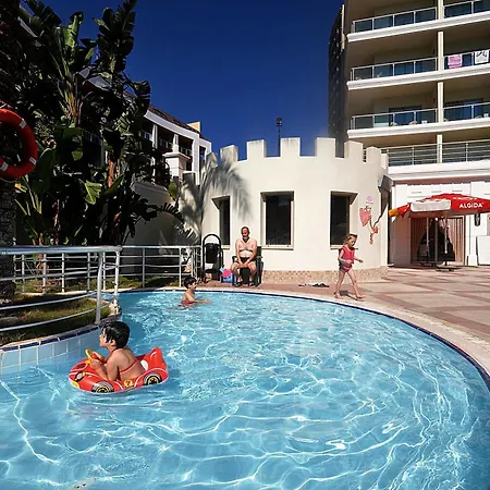 Pineta Park Deluxe 4* Μαρμαρίς